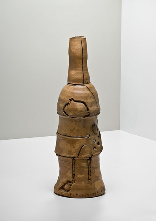 At the first Cowan’s+Clark+Delvecchio Auction in the fall of 2010, this ‘Gash’ stoneware stack pot made in 1978 sold for $105,750, a record for Peter Voulkos’ pottery. Shown in two important exhibitions during the ceramist’s lifetime, the abstract reworking of a classical caryatid form – 48in high – is comprised of four distinct sections. Courtesy Cowan’s+Clark+Delvecchio Auctions